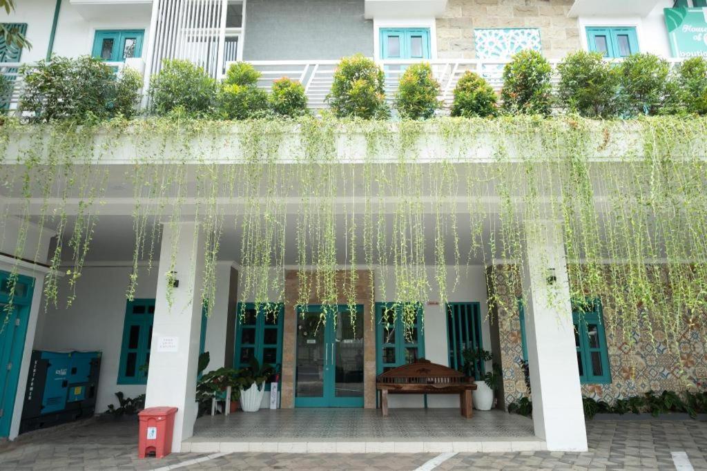 The Premiere Siti Hotel Jember Bagian luar foto