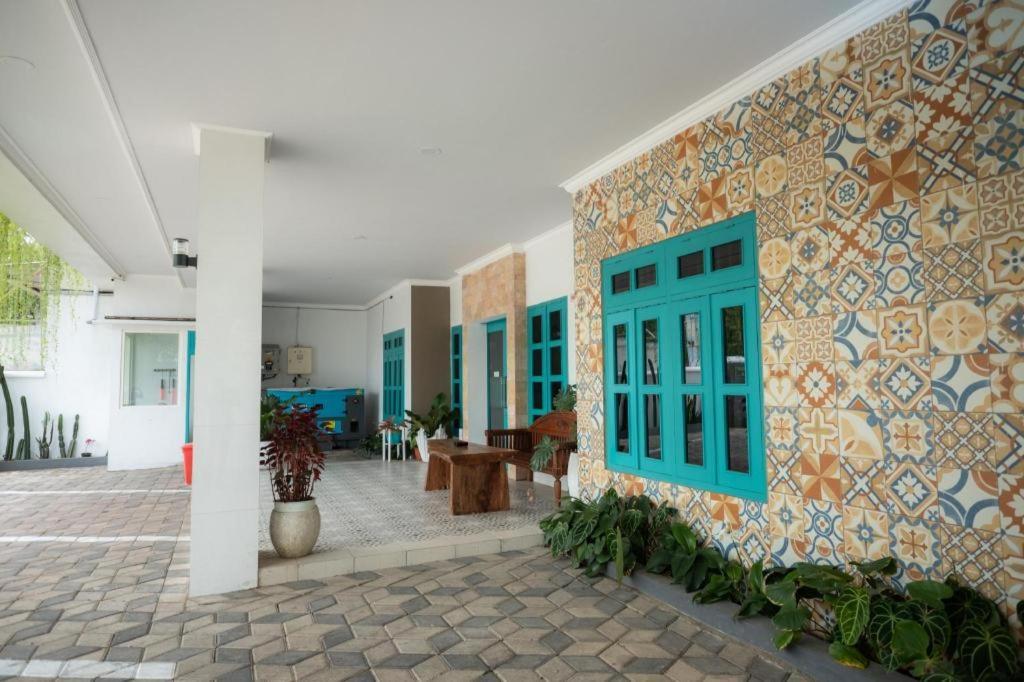 The Premiere Siti Hotel Jember Bagian luar foto